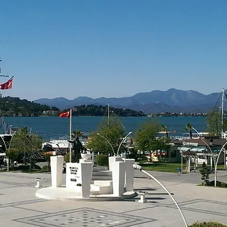Deniz Manzarali Luks 1+1 Apart Daireler Denizkizi Apart Fethiye