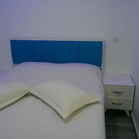 Deniz Manzarali Luks 1+1 Apart Daireler Denizkizi Apart